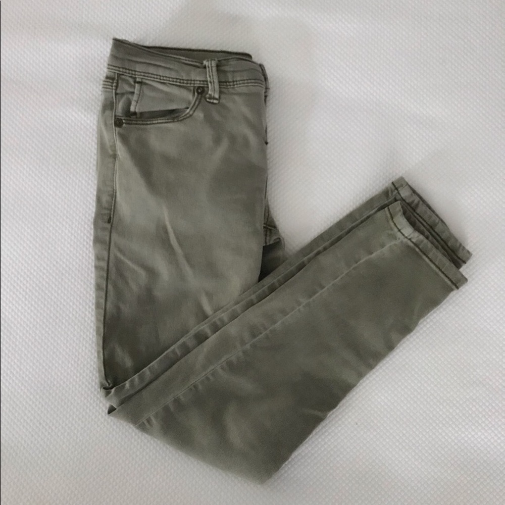 FREE PEOPLE army green jeans.